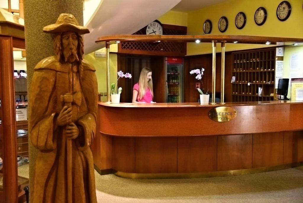 繁荣酒店 Čeladná 外观 照片