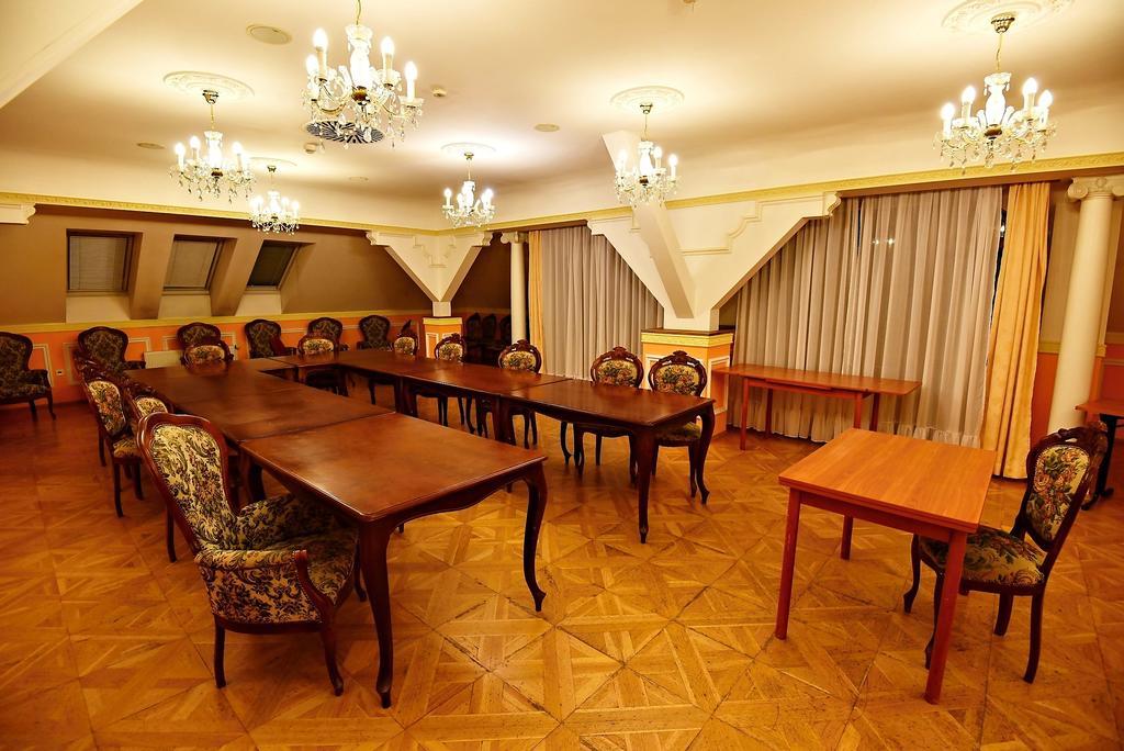 繁荣酒店 Čeladná 外观 照片
